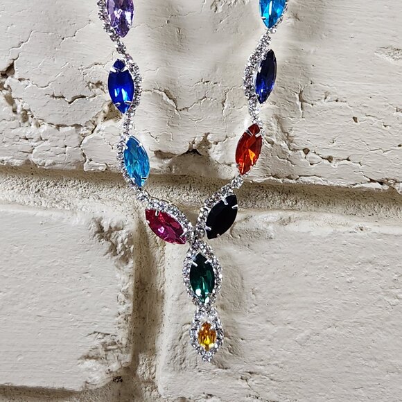 New Womens Swarovski Crystal Silver Plated Necklace & Earrings - Picture 1 of 7